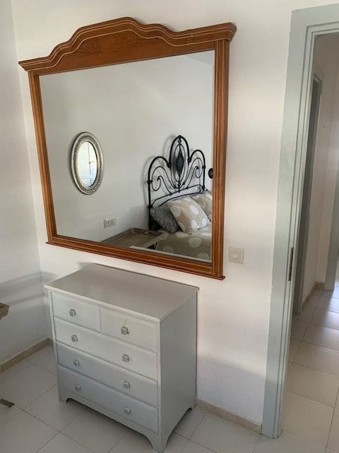 2 sovrum Lägenhet att hyra i Los Cristianos med pool - 1 600 € (Ref: 7479779)