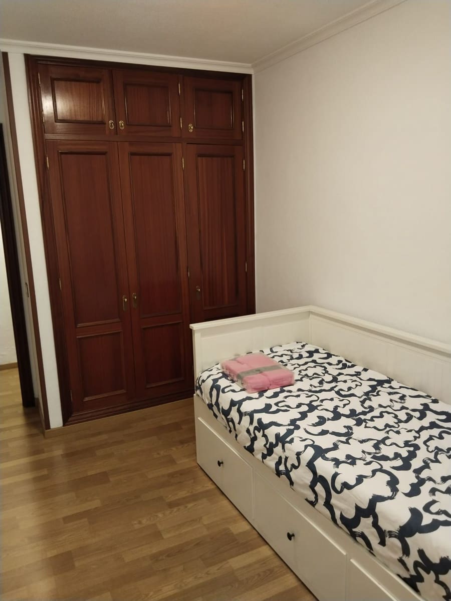 3 Zimmer Wohnung zu vermieten in Santa Cruz de Tenerife mit Garage - 1.300 € (Ref: 7581568)