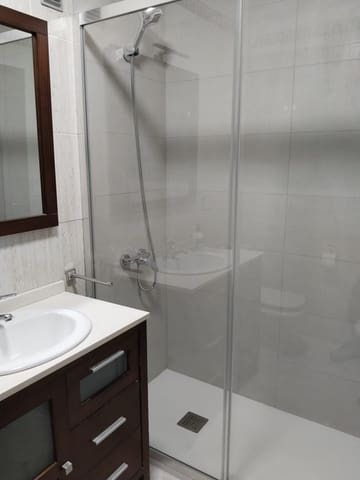 3 Zimmer Wohnung zu vermieten in Cuatro Torres, Santa Cruz de Tenerife mit Garage - 1.300 € (Ref: 7581568)