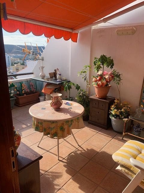 3 bedroom Flat for sale in Los Cristianos with pool garage - € 549,000 (Ref: 7807265)