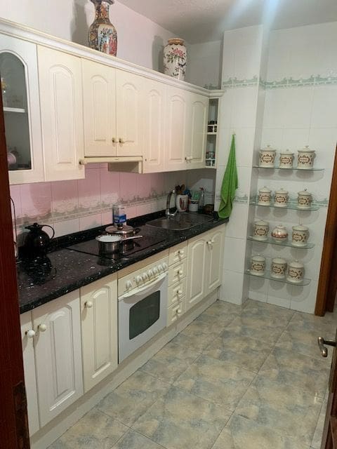 3 bedroom Flat for sale in Los Cristianos with pool garage - € 549,000 (Ref: 7807265)