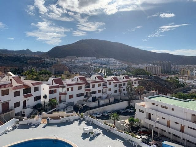 3 bedroom Flat for sale in Los Cristianos with pool garage - € 549,000 (Ref: 7807265)