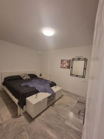 1 bedroom Apartment for sale in Los Cristianos, Arona with pool - € 290,000 (Ref: 8278652)