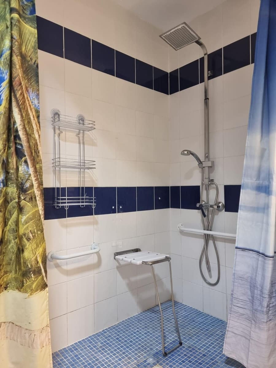 1 Zimmer Apartment zu verkaufen in Los Cristianos mit Pool - 290.000 € (Ref: 8278652)