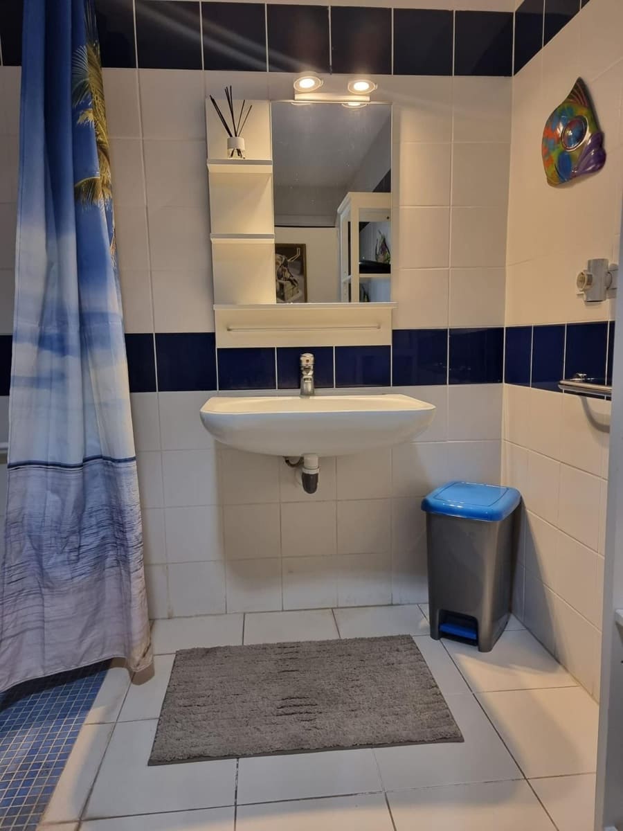 1 Zimmer Apartment zu verkaufen in Los Cristianos mit Pool - 290.000 € (Ref: 8278652)