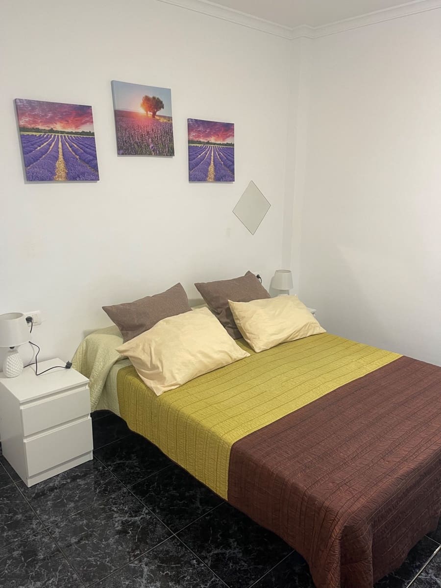 Appartement de 1 chambre à louer à Arona - 850 € (Ref: 8337521)