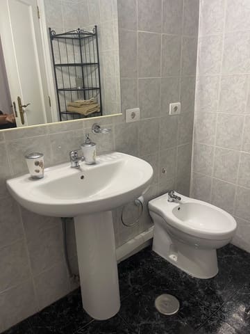 1 soveværelse Lejlighed til leje i Buzanada, Arona - € 850 (Ref: 8337521)