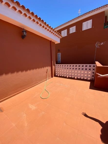 3 bedroom Flat for rent in Candelaria with garage - € 850 (Ref: 8338253)