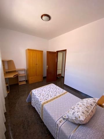 3 bedroom Flat for rent in Candelaria with garage - € 850 (Ref: 8338253)