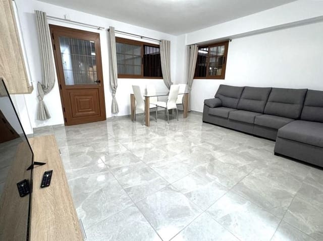 2 soveværelse Lejlighed til salg i Playa de las Américas, Adeje - € 239.000 (Ref: 8463417)