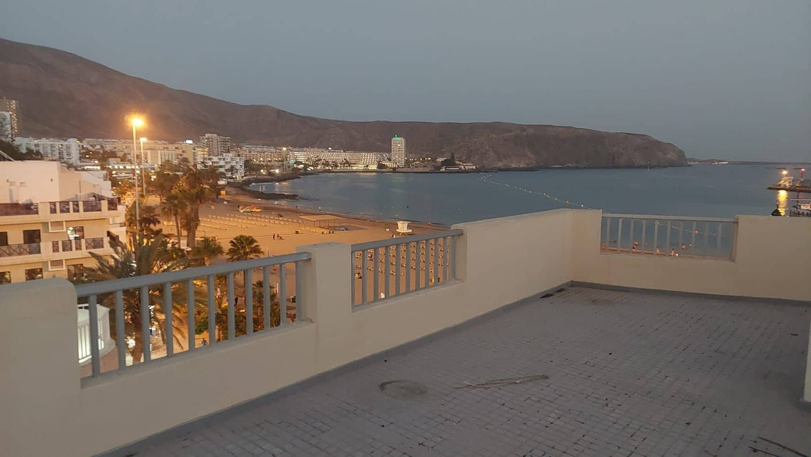 2 Zimmer Apartment zu vermieten in Los Cristianos - 1.600 € (Ref: 8479139)
