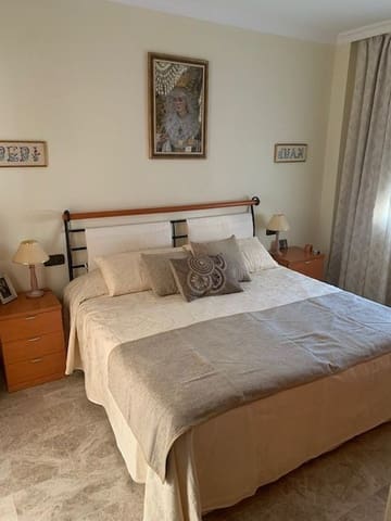 4 bedroom Flat for sale in Los Cristianos, Arona with pool garage - € 880,000 (Ref: 8797143)