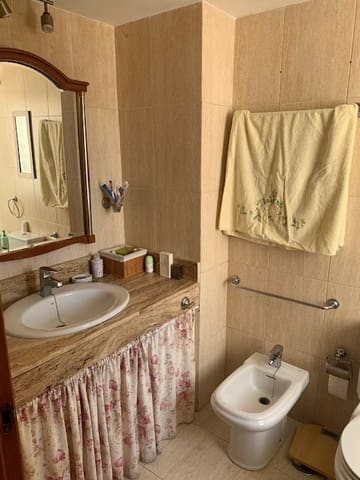 4 bedroom Flat for sale in Los Cristianos, Arona with pool garage - € 880,000 (Ref: 8797143)