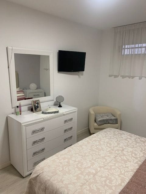 1 slaapkamer Appartement te huur in Los Cristianos - € 1.300 (Ref: 8824707)
