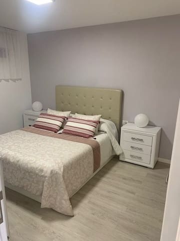1 slaapkamer Appartement te huur in Los Cristianos, Arona - € 1.300 (Ref: 8824707)