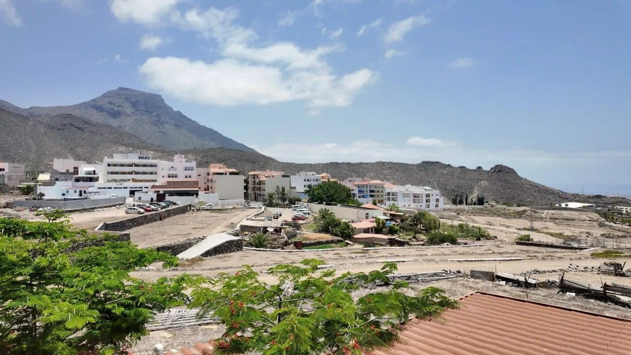 1 bedroom Apartment for sale in Adeje - € 226,600 (Ref: 9081315)