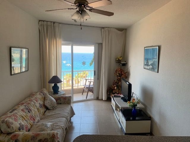 1 soveværelse Lejlighed til leje i Los Cristianos - € 1.500 (Ref: 9176201)