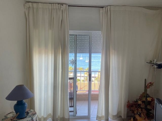 1 soveværelse Lejlighed til leje i Los Cristianos - € 1.500 (Ref: 9176201)