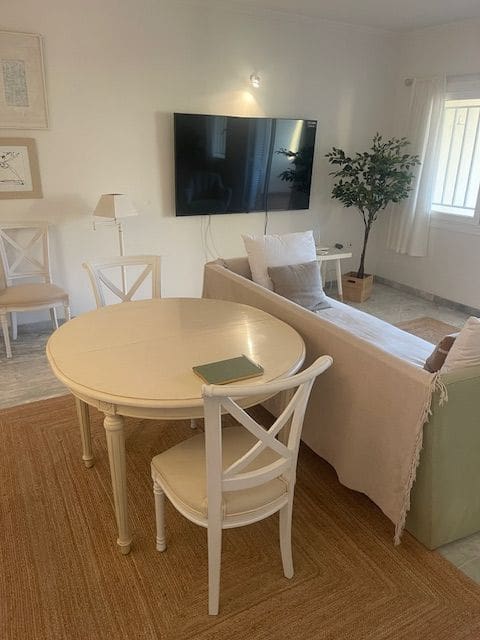 1 bedroom Apartment for rent in Los Cristianos with pool - € 1,500 (Ref: 9436812)