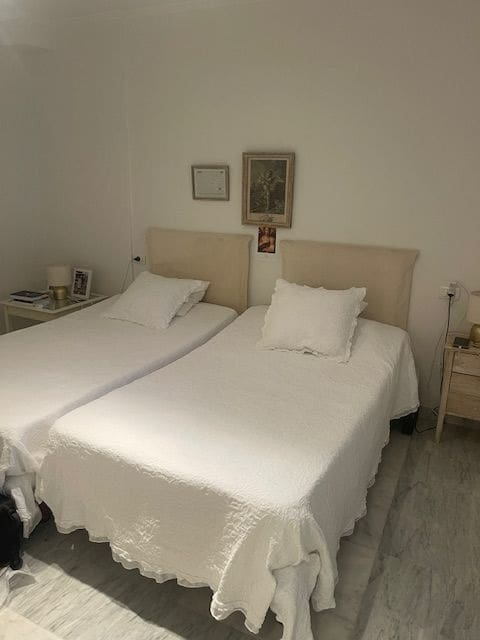 1 soverom Leilighet til salgs i Los Cristianos med svømmebasseng - € 300 000 (Ref: 9554597)