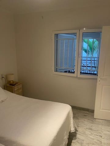 1 soverom Leilighet til salgs i Los Cristianos, Arona med svømmebasseng - € 300 000 (Ref: 9554597)