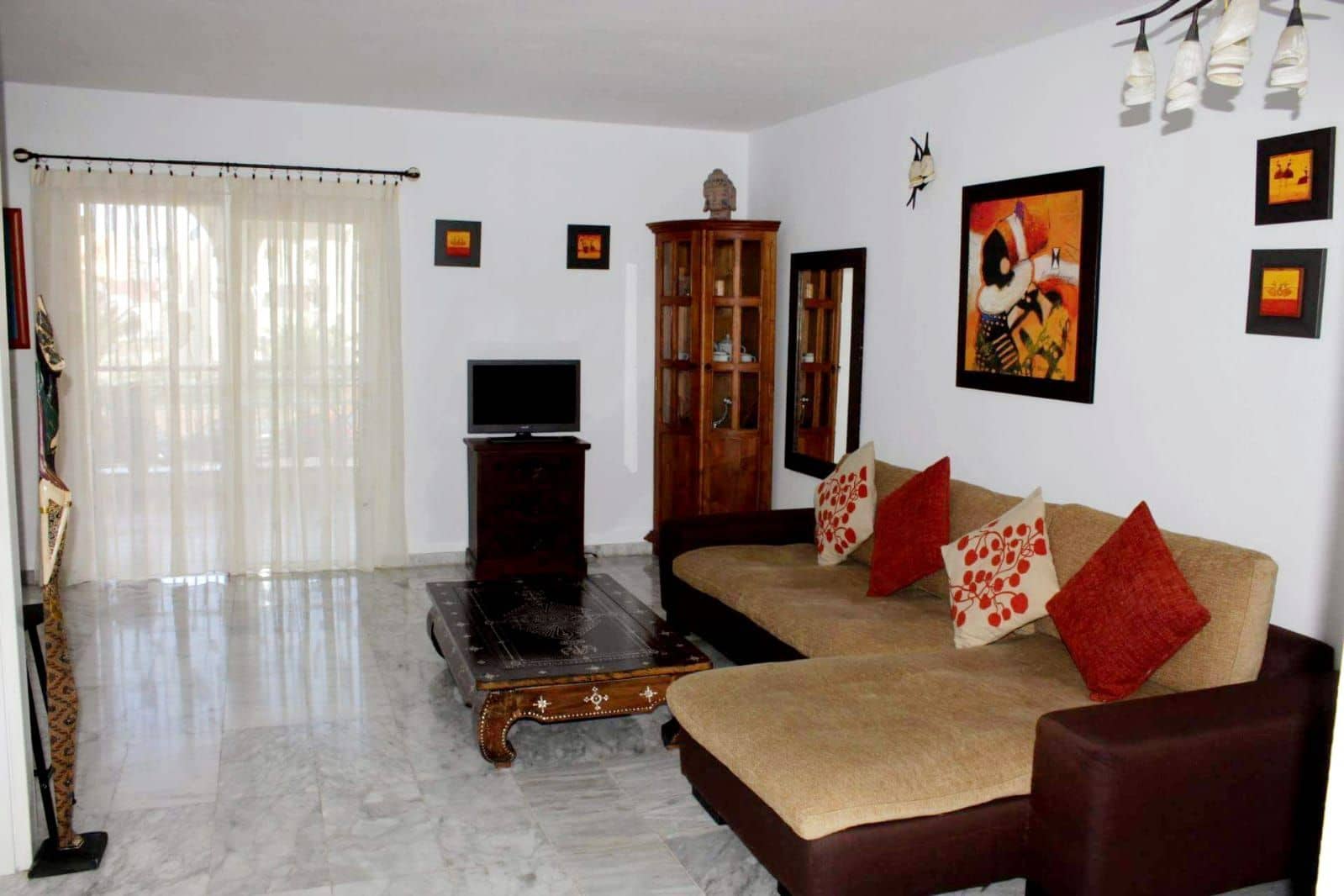 2 bedroom Apartment for rent in Los Cristianos with pool - € 2,200 (Ref: 9937511)