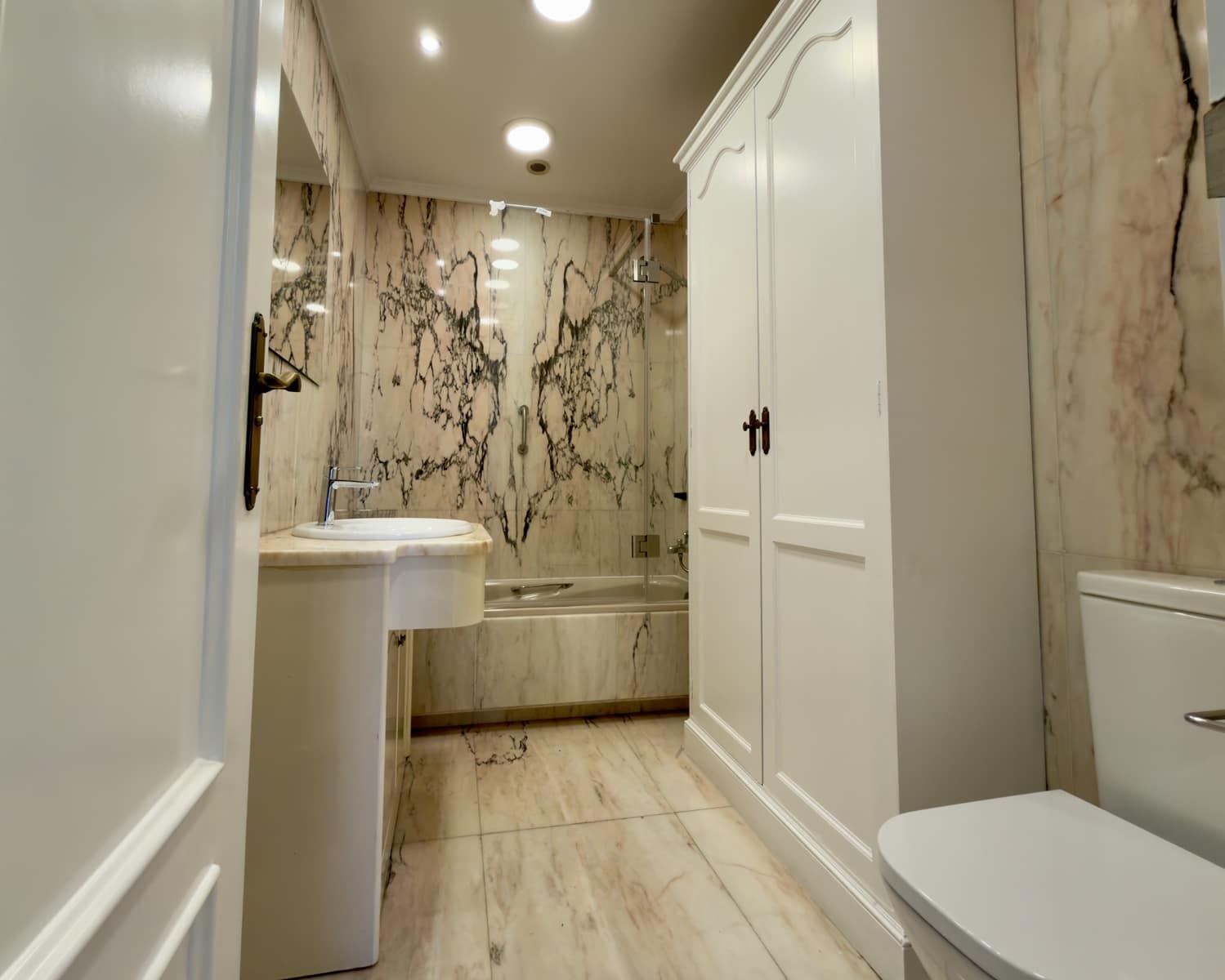2 makuuhuone Huoneisto vuokrattavana paikassa Donostia-San Sebastian - 3 500 € (Ref: 10029958)
