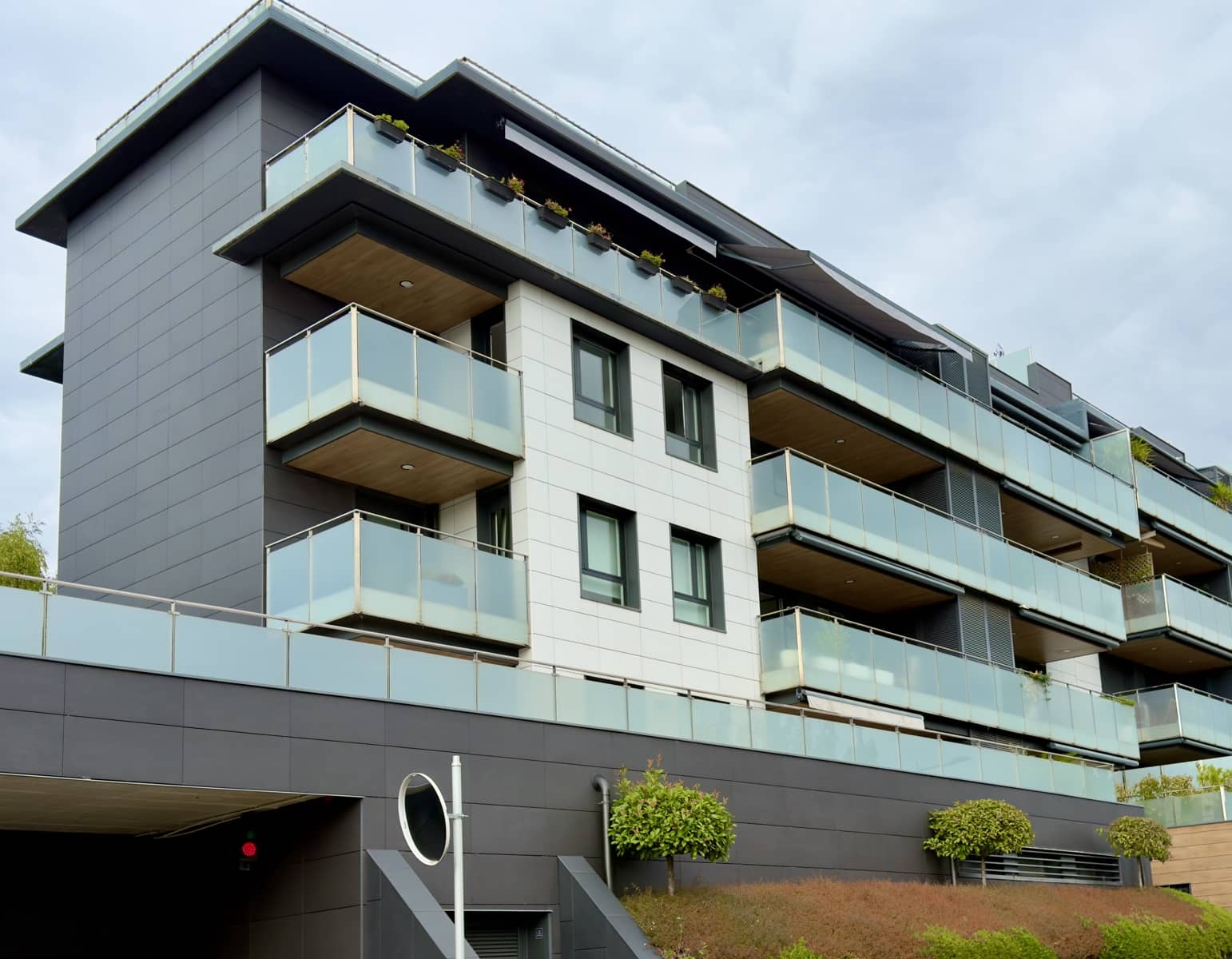 2 sovrum Lägenhet att hyra i Donostia-San Sebastian med pool garage - 2 950 € (Ref: 10029961)