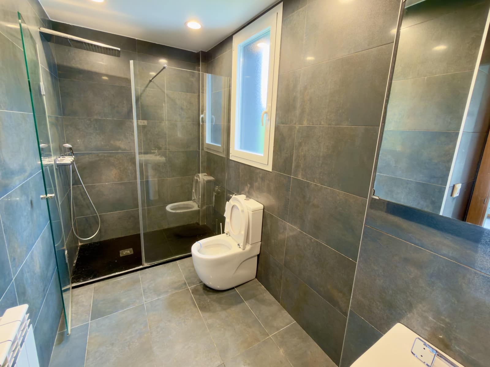 2 sovrum Lägenhet att hyra i Donostia-San Sebastian med pool garage - 2 950 € (Ref: 10029961)