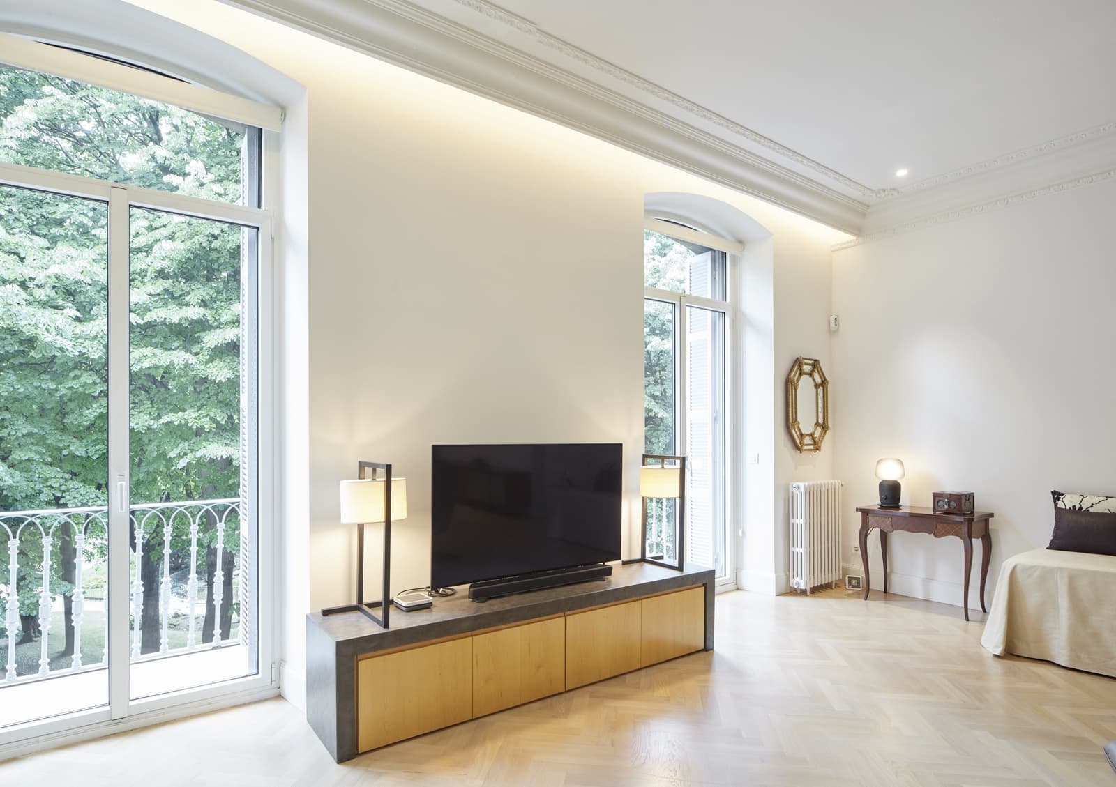 2 bedroom Apartment for rent in Donostia-San Sebastian - € 8,000 (Ref: 7739225)