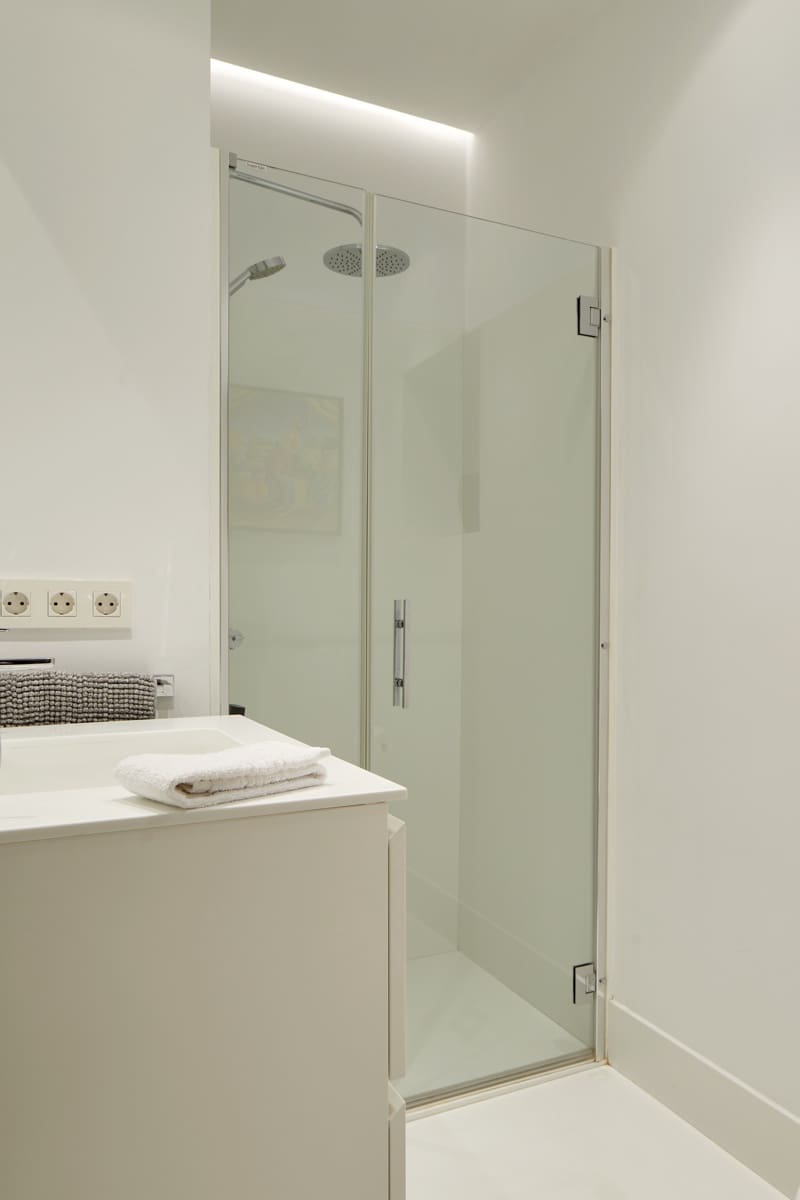 2 bedroom Apartment for rent in Donostia-San Sebastian - € 8,000 (Ref: 7739225)