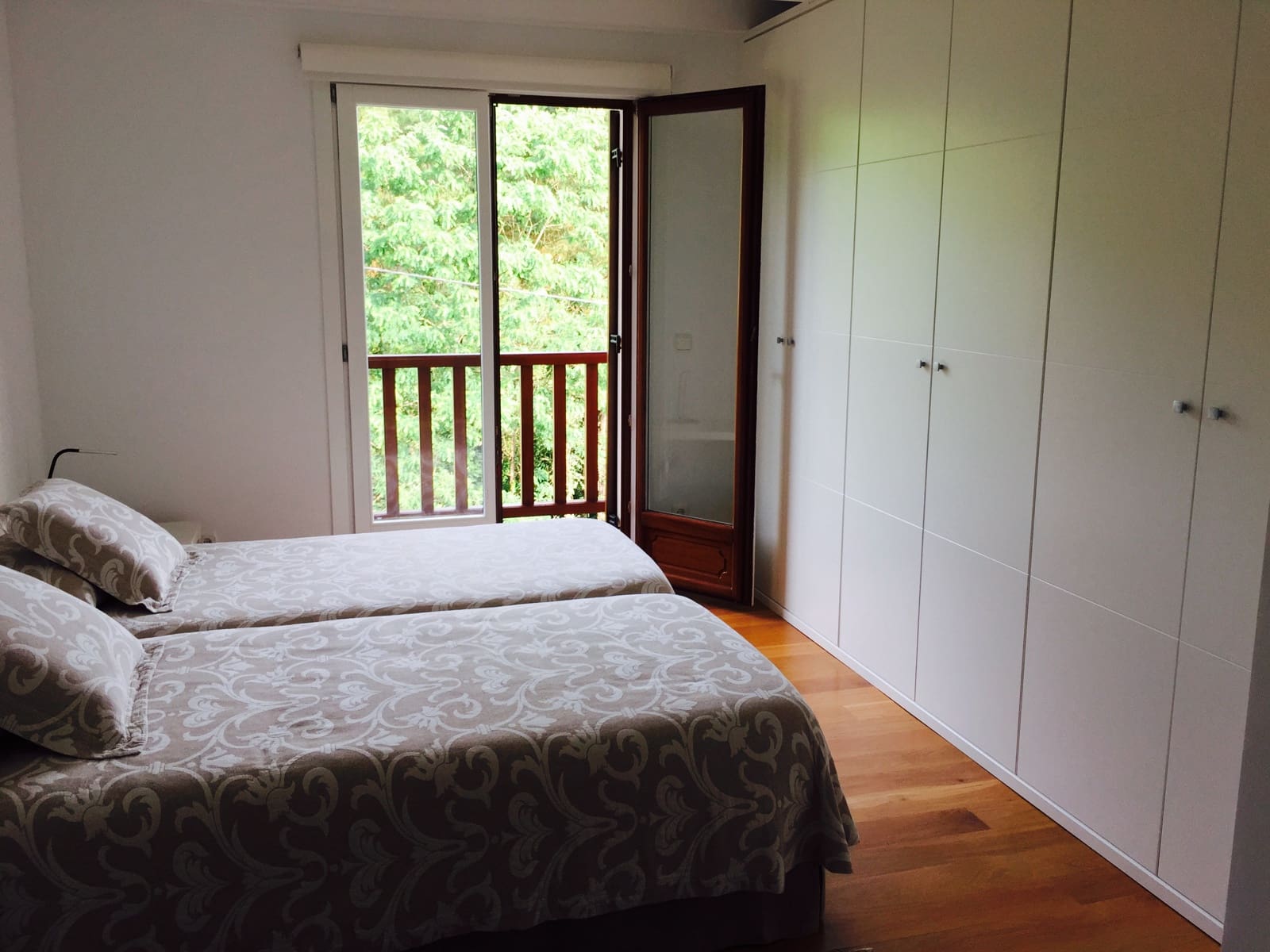 4 soveværelse Semi-Rækkehus til salg i Hondarribia med swimmingpool garage - € 1.600.000 (Ref: 7739226)