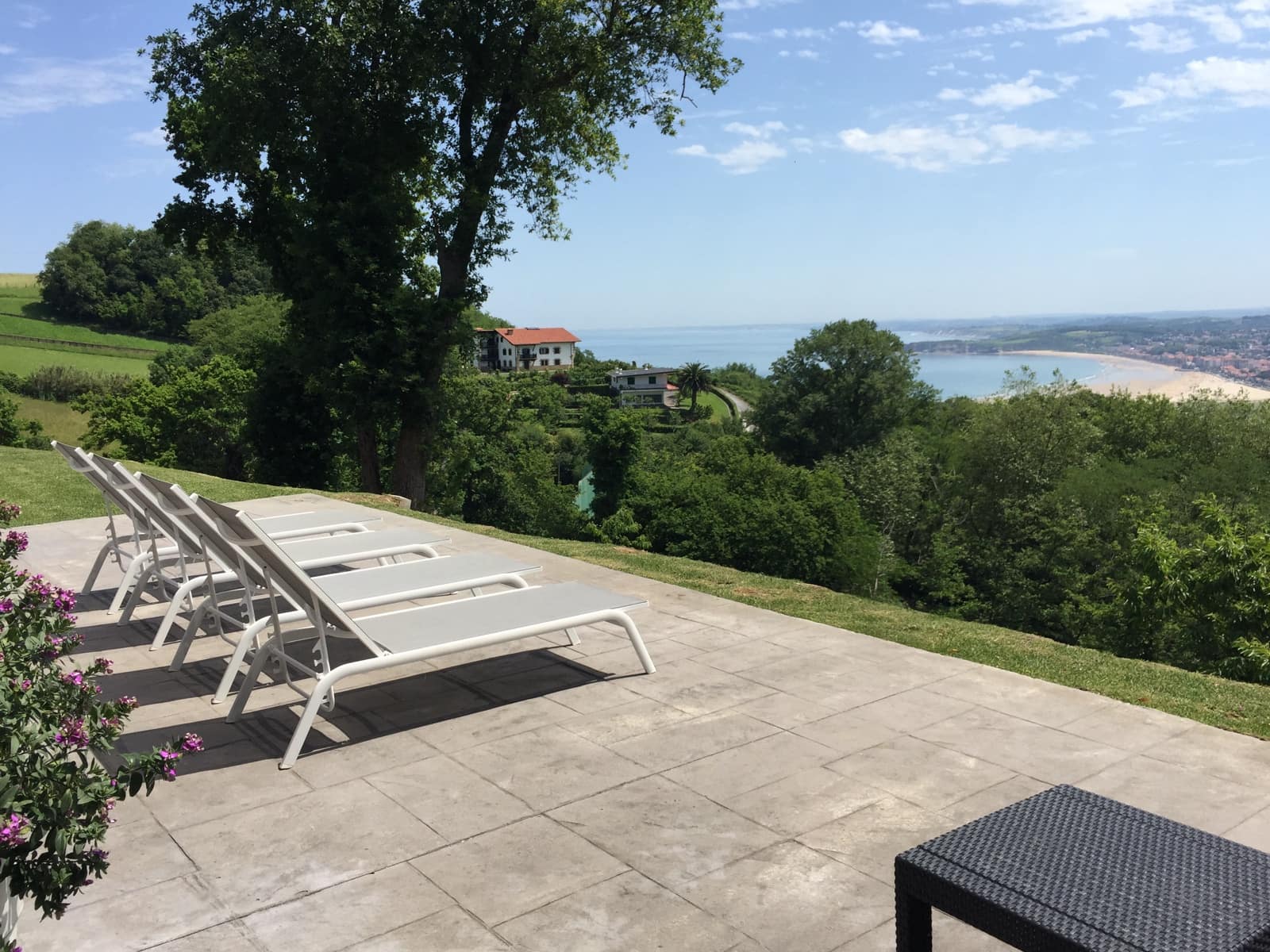 4 soveværelse Semi-Rækkehus til salg i Hondarribia med swimmingpool garage - € 1.600.000 (Ref: 7739226)