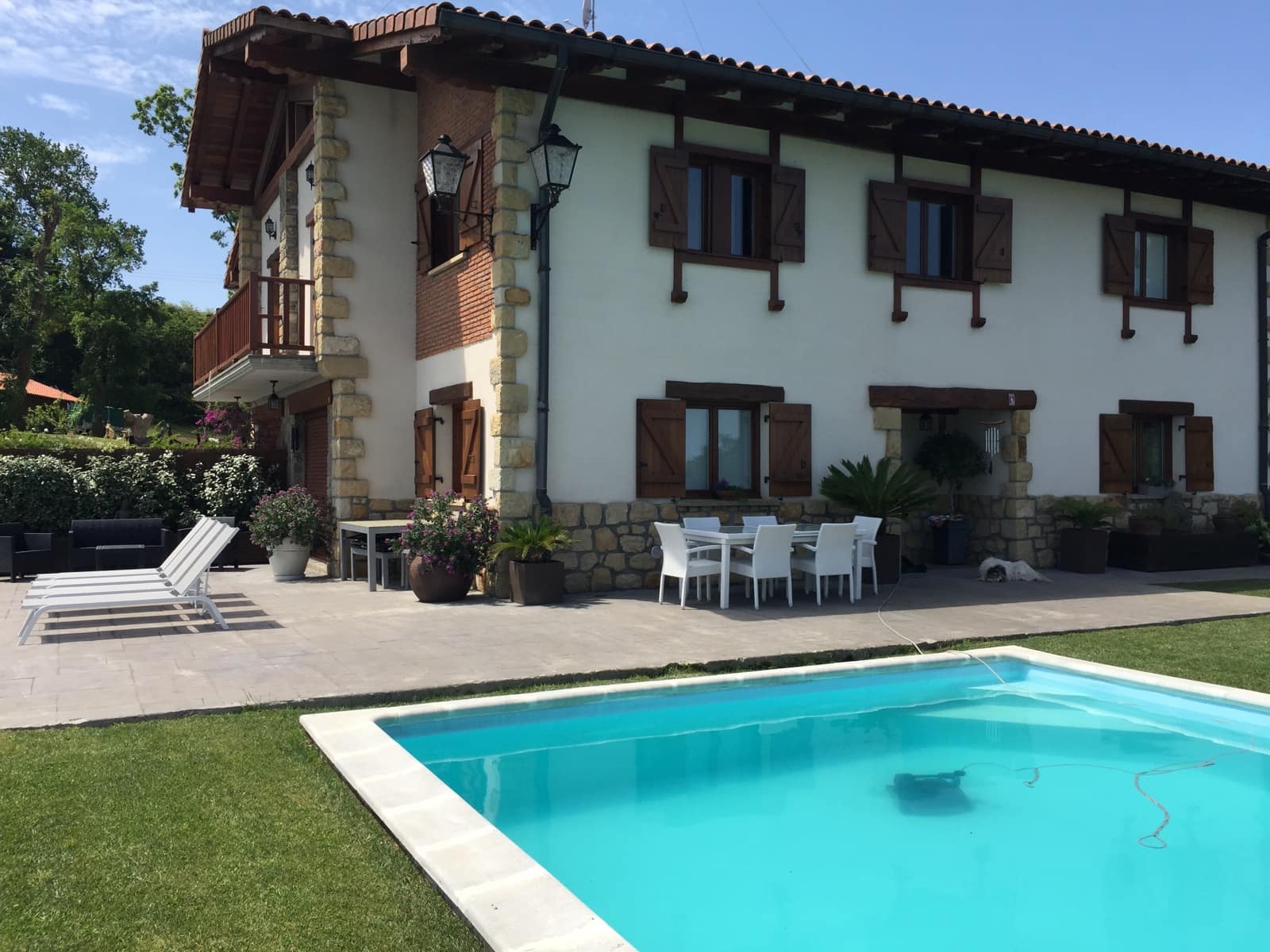 4 soveværelse Semi-Rækkehus til salg i Hondarribia med swimmingpool garage - € 1.600.000 (Ref: 7739226)