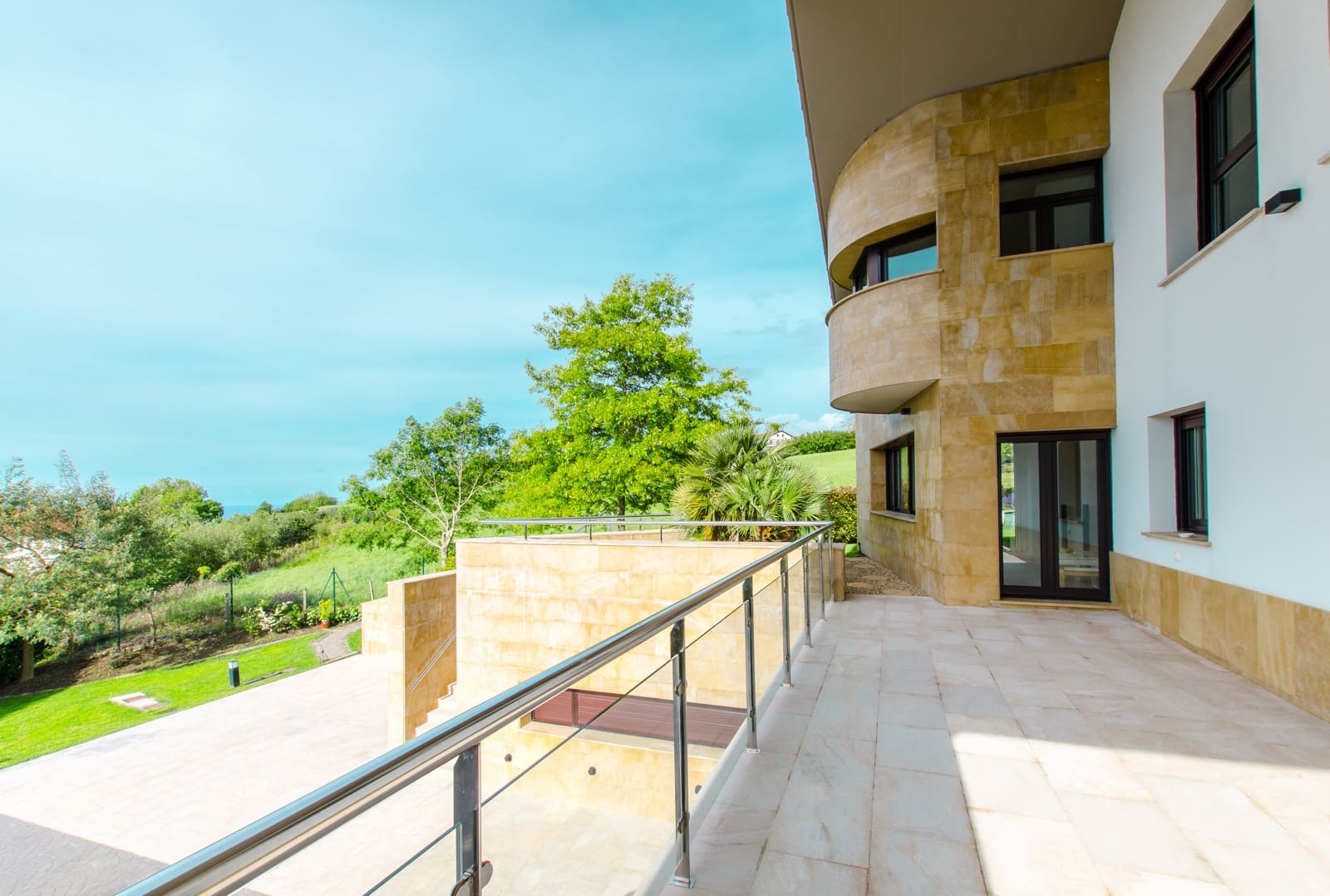 4 soveværelse Villa til leje i Donostia-San Sebastian med swimmingpool garage - € 9.400 (Ref: 8127067)