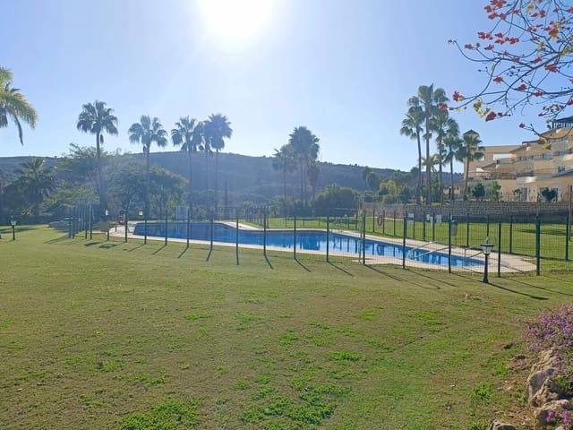 3 bedroom Terraced Villa for sale in San Roque Pueblo, San Roque with pool garage - € 775,000 (Ref: 8139569)