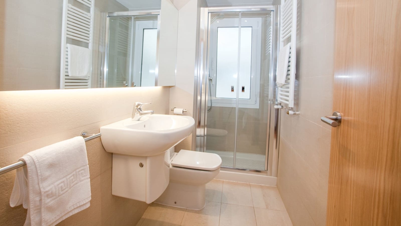 3 bedroom Apartment for rent in Donostia-San Sebastian with garage - € 2,400 (Ref: 8151042)