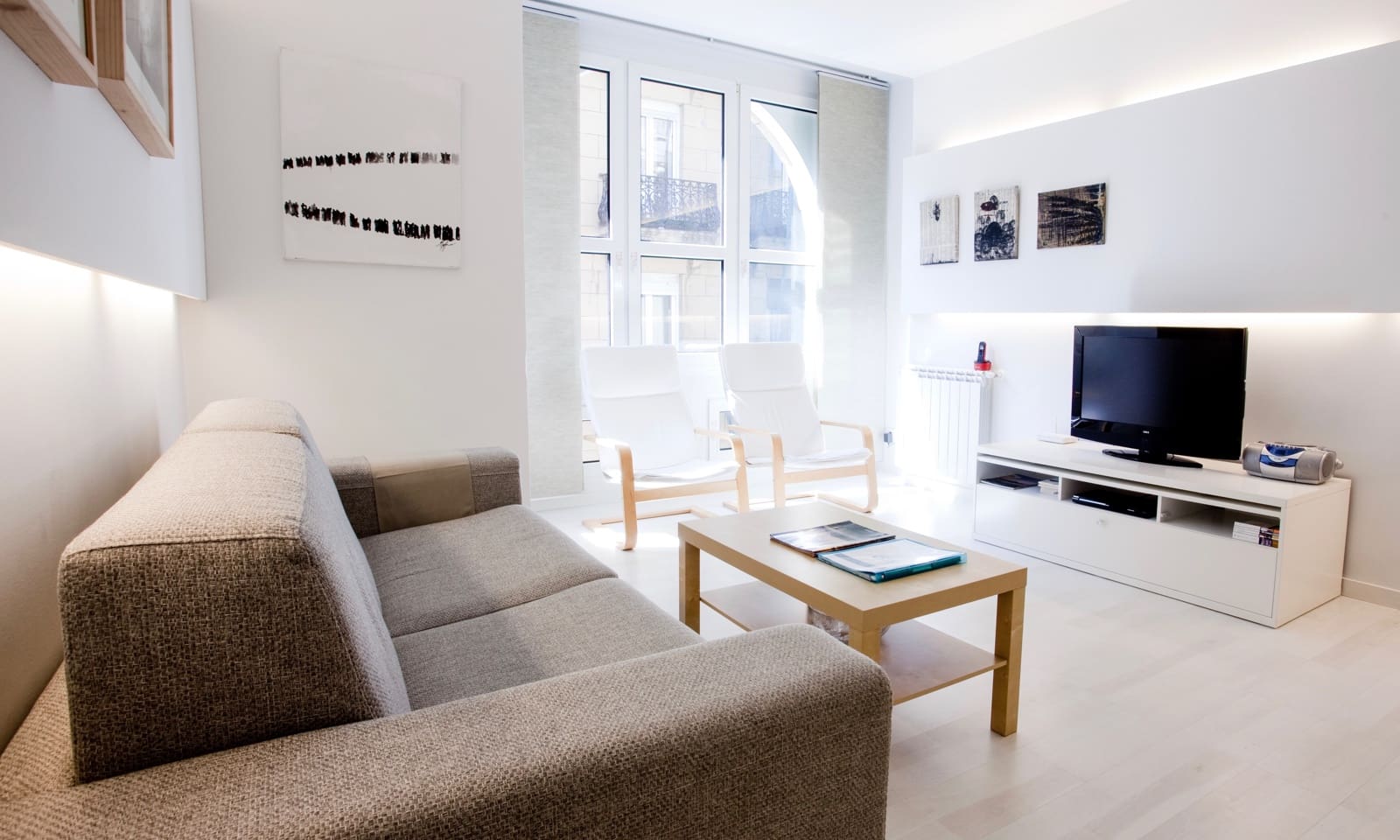 4 bedroom Apartment for rent in Donostia-San Sebastian with garage - € 2,800 (Ref: 8169184)