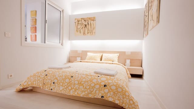 4 bedroom Apartment for rent in Donostia-San Sebastián with garage - € 2,800 (Ref: 8169184)