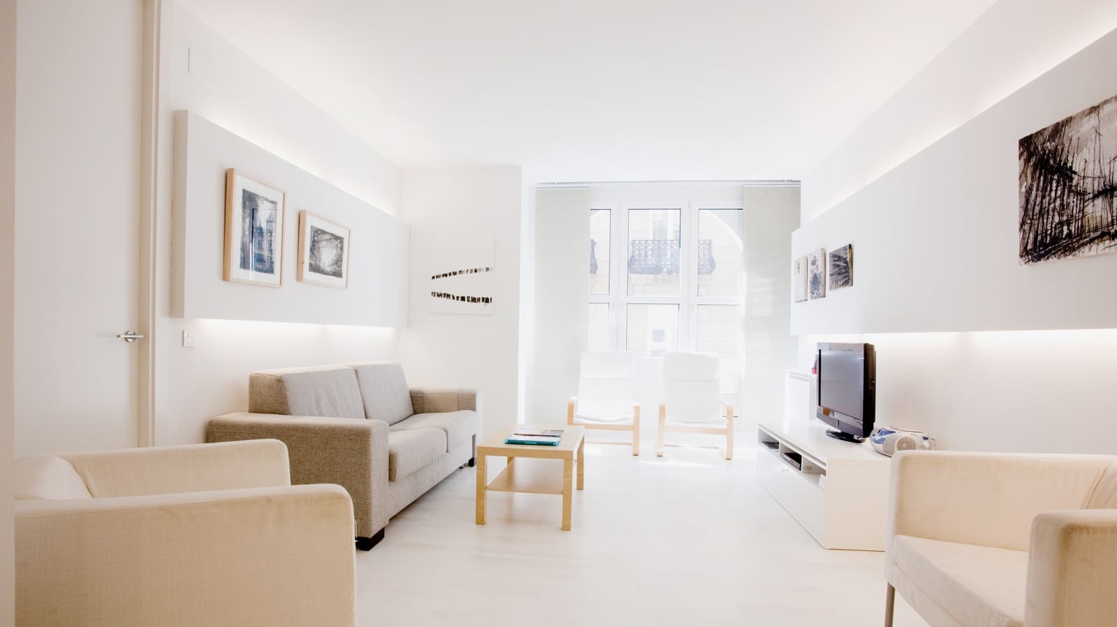 4 bedroom Apartment for rent in Donostia-San Sebastian with garage - € 2,800 (Ref: 8169184)