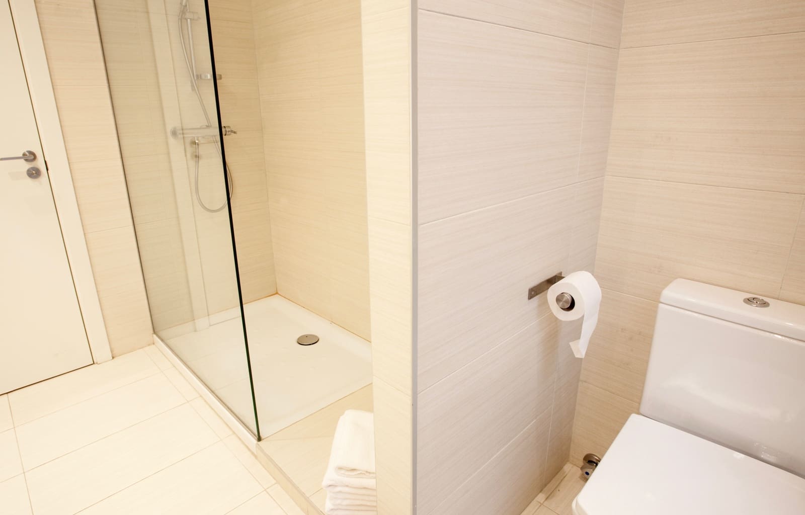 4 bedroom Apartment for rent in Donostia-San Sebastian with garage - € 2,800 (Ref: 8169184)