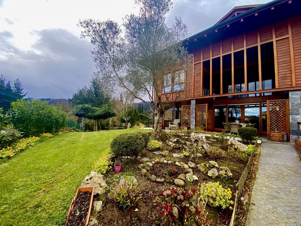 4 sypialnia Willa na sprzedaż w Olaberria z basenem garażem - 1 690 000 € (Ref: 8537887)