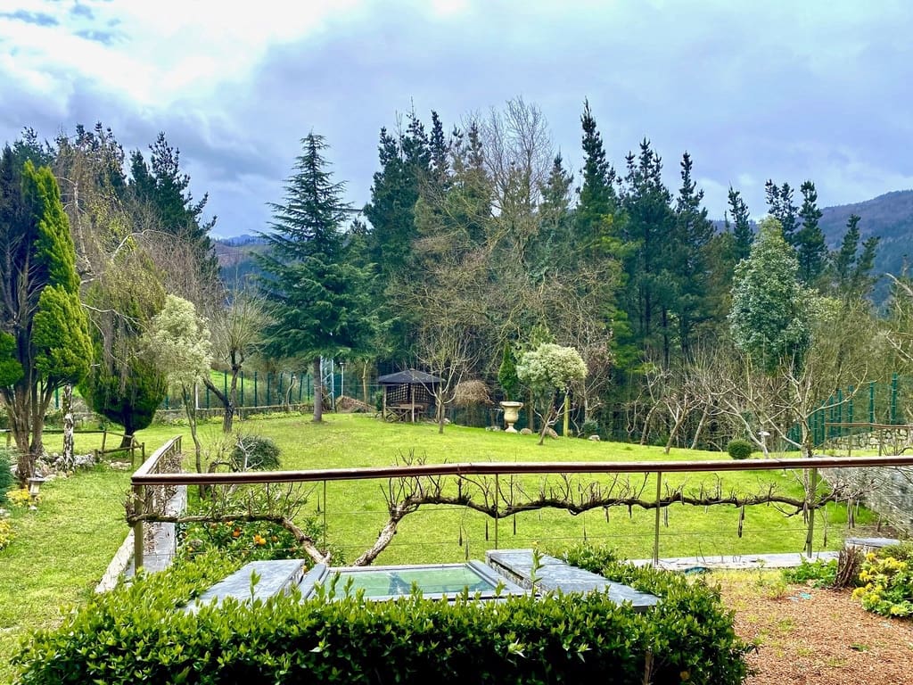 4 sypialnia Willa na sprzedaż w Olaberria z basenem garażem - 1 690 000 € (Ref: 8537887)