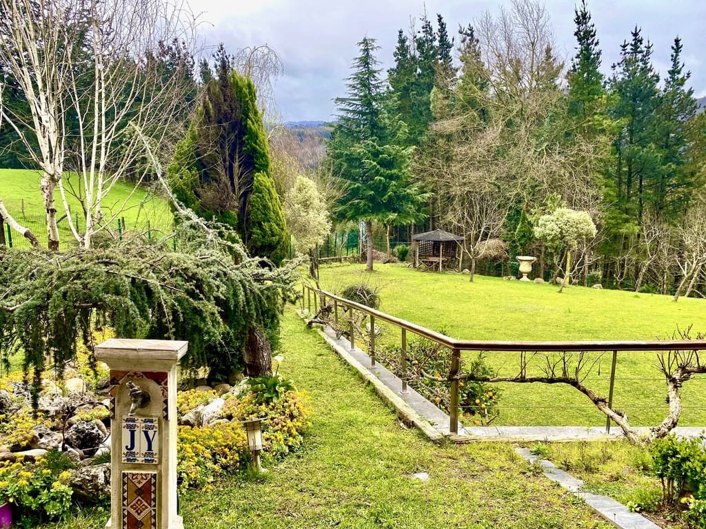 4 sypialnia Willa na sprzedaż w Olaberria z basenem garażem - 1 690 000 € (Ref: 8537887)