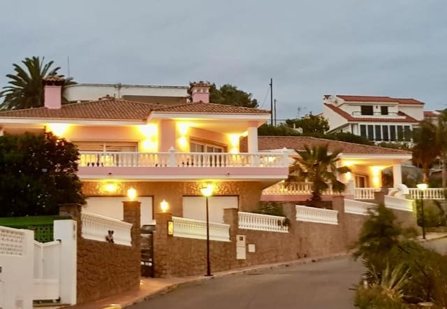 5 chambre Villa/Maison à vendre à Oropesa  avec piscine garage - 999 000 € (Ref: 9072761)