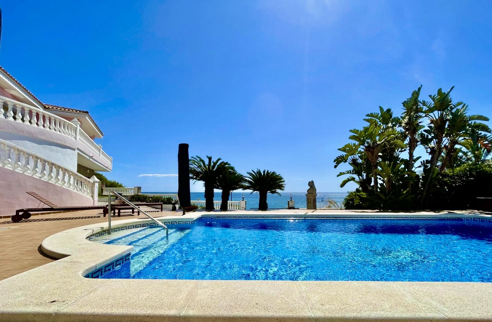 5 camera da letto Villa in vendita in Oropesa  con piscina garage - 999.000 € (Rif: 9072761)