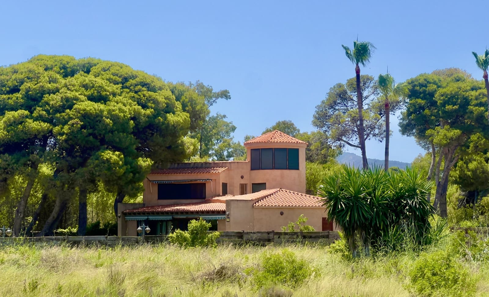 5 soveværelse Villa til salg i Cabanes med swimmingpool garage - € 1.450.000 (Ref: 9097745)