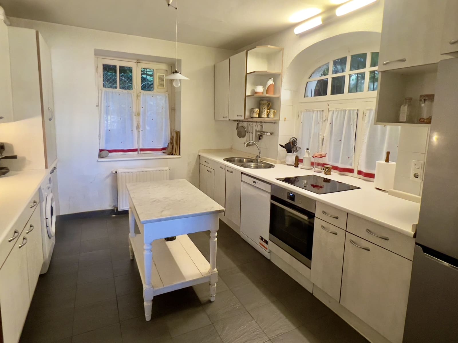 7 soveværelse Villa til salg i Donostia-San Sebastian med garage - € 3.700.000 (Ref: 9279723)