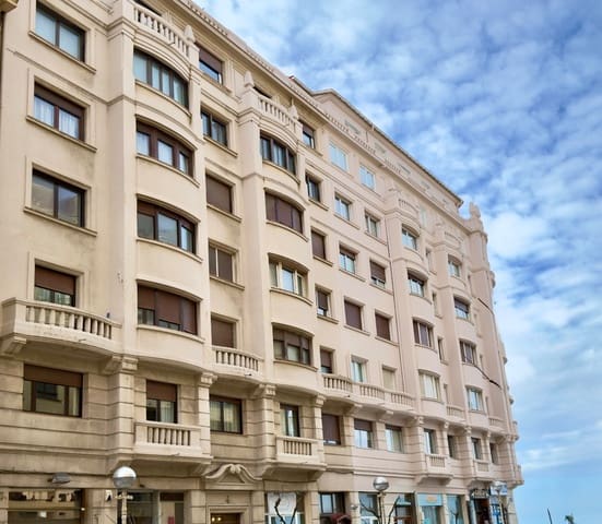 Apartamento de 4 habitaciones en Donostia-San Sebastián en venta - 1.280.000 € (Ref: 9827992)