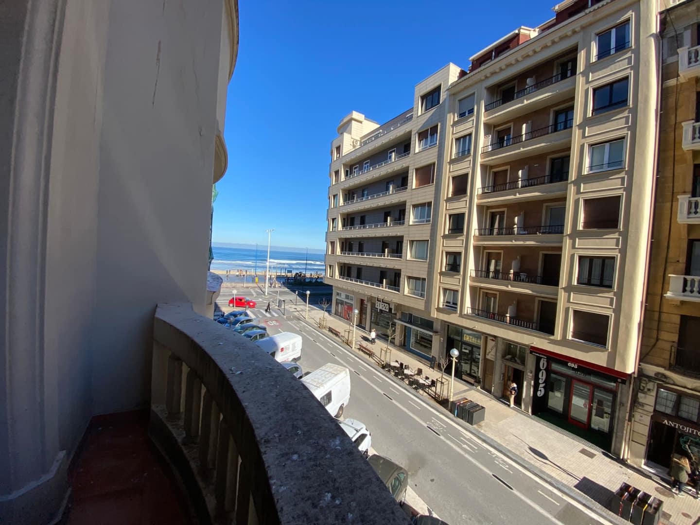 4 bedroom Apartment for sale in Donostia-San Sebastian - € 1,280,000 (Ref: 9827992)